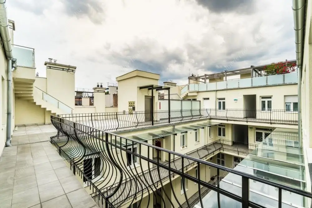 Kiadó albérlet 890000 Ft/hó áron: Budapest, VI. kerület  Ó utca. Mérete: 130 nm, 3 szobás | Alberlet.hu - 6539874