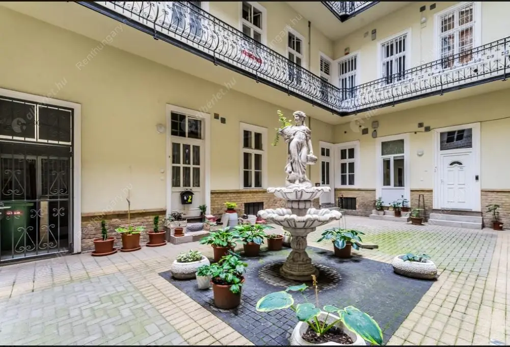 Kiadó albérlet 890000 Ft/hó áron: Budapest, VI. kerület  Ó utca. Mérete: 130 nm, 3 szobás | Alberlet.hu - 6539875