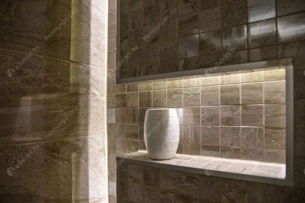 Kiadó albérlet 890000 Ft/hó áron: Budapest, VI. kerület  Ó utca. Mérete: 130 nm, 3 szobás | Alberlet.hu - 6539878