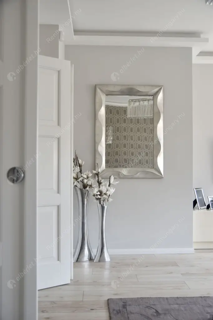 Kiadó albérlet 890000 Ft/hó áron: Budapest, VI. kerület  Ó utca. Mérete: 130 nm, 3 szobás | Alberlet.hu - 6539880