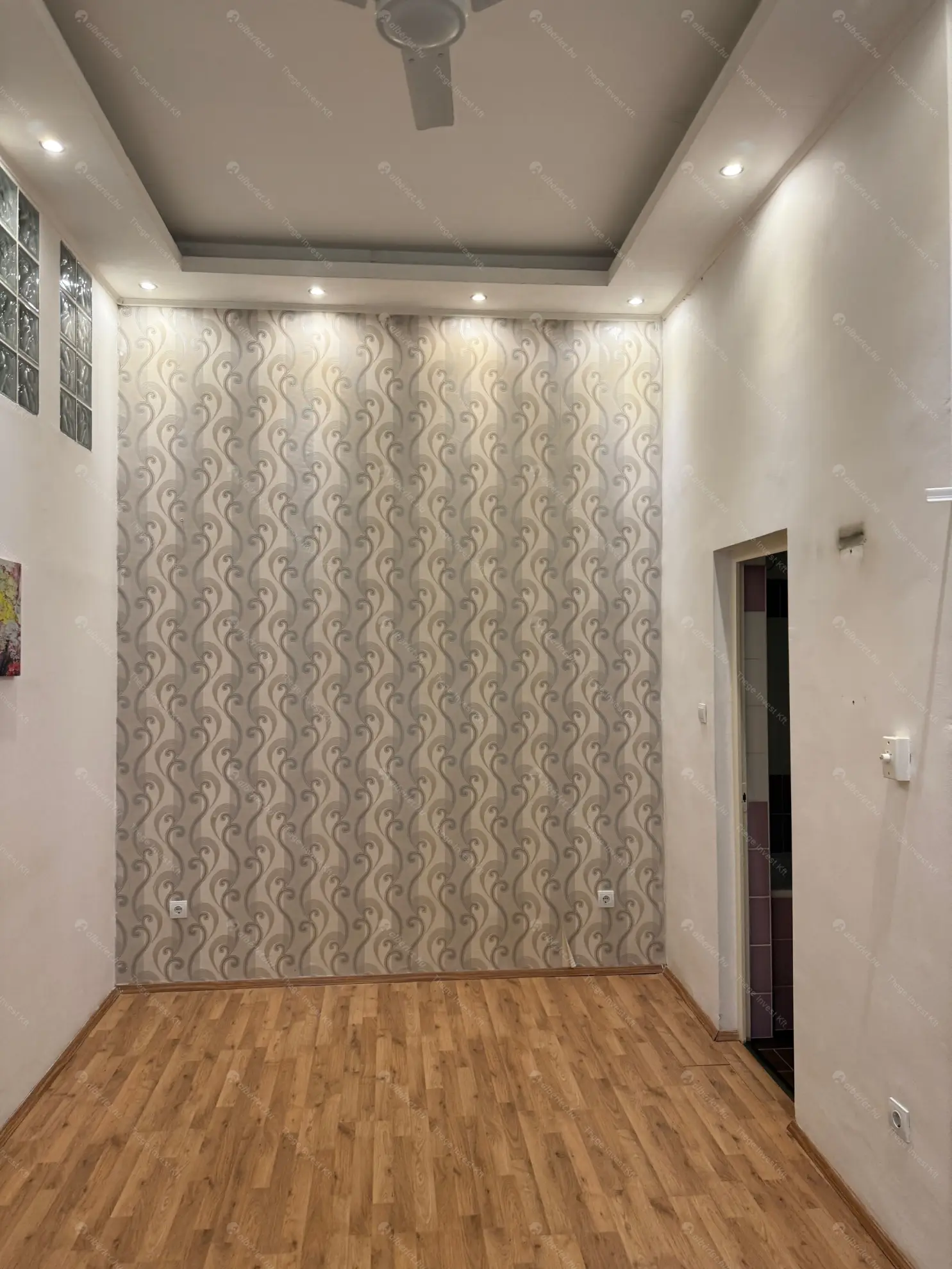 Kiadó albérlet 220000 Ft/hó áron: Budapest, VI. kerület  Ó utca. Mérete: 35 nm, 1 szobás | Alberlet.hu - 6573102