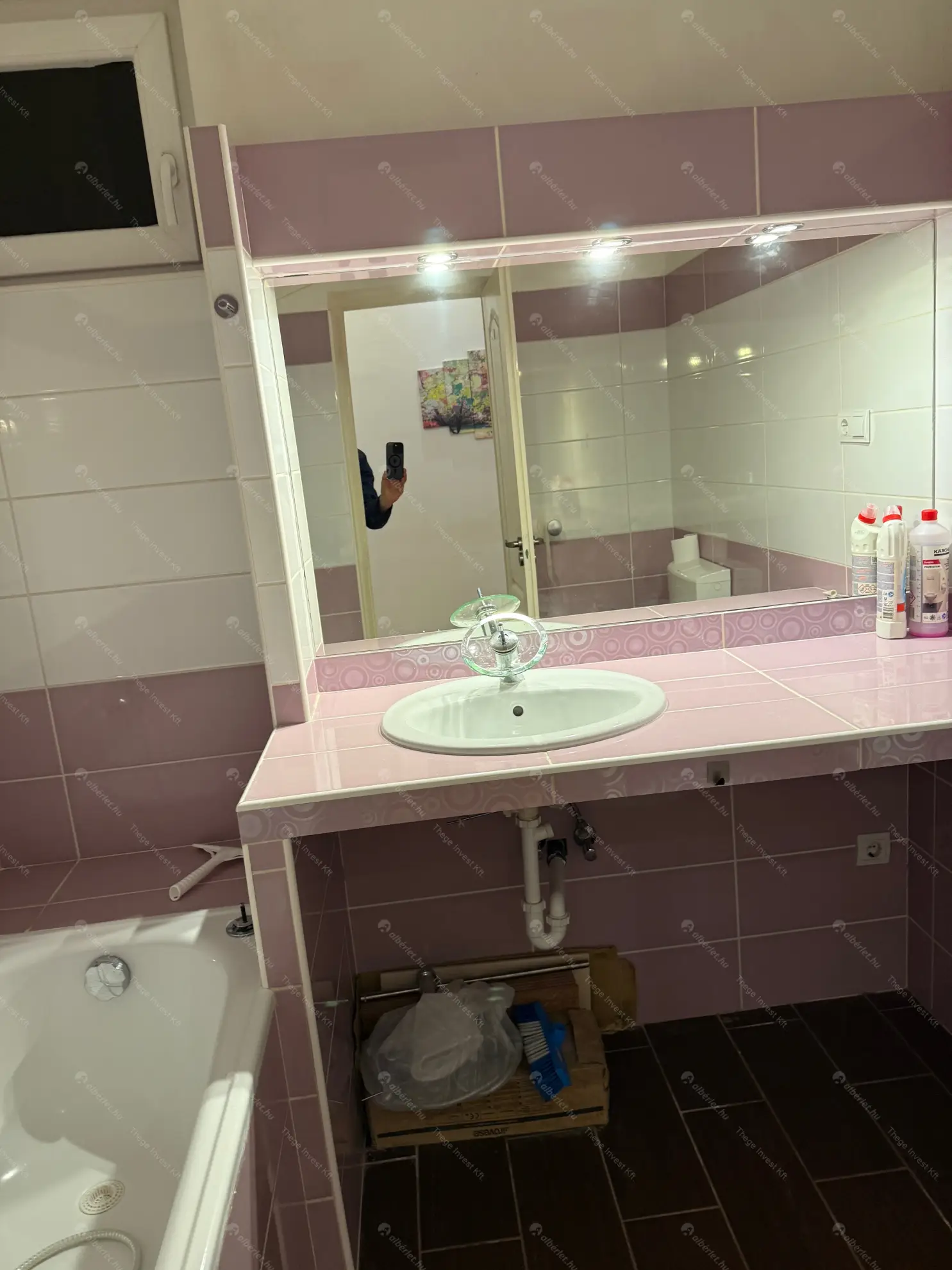 Kiadó albérlet 220000 Ft/hó áron: Budapest, VI. kerület  Ó utca. Mérete: 35 nm, 1 szobás | Alberlet.hu - 6573103