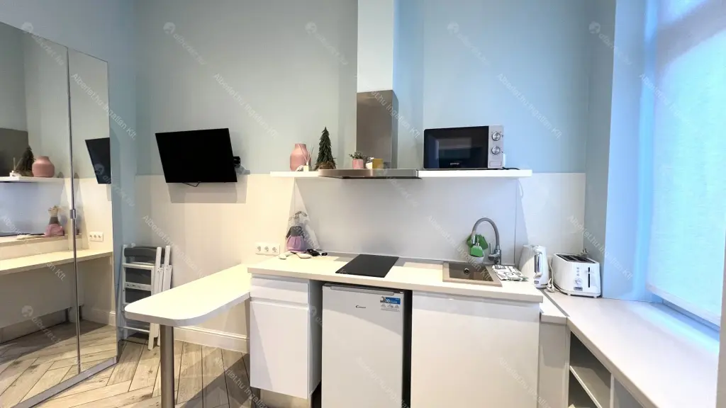 Kiadó albérlet 280000 Ft/hó áron: Budapest, VI. kerület  Ó utca. Mérete: 40 nm, 2 szobás | Alberlet.hu - 6680270