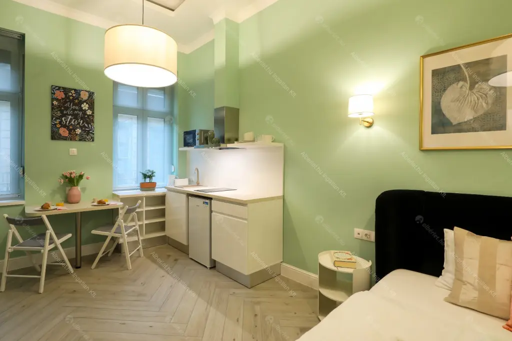 Kiadó albérlet 280000 Ft/hó áron: Budapest, VI. kerület  Ó utca. Mérete: 40 nm, 2 szobás | Alberlet.hu - 6680280