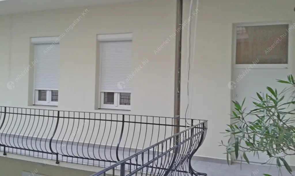 Kiadó albérlet 285000 Ft/hó áron: Budapest, VI. kerület  Ó utca. Mérete: 42 nm, 1 szobás | Alberlet.hu - 6637767