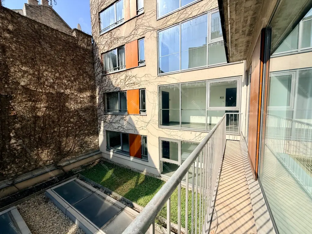 Kiadó albérlet 269000 Ft/hó áron: Budapest, VI. kerület  Ó utca. Mérete: 43 nm, 2 szobás | Alberlet.hu - 6673310