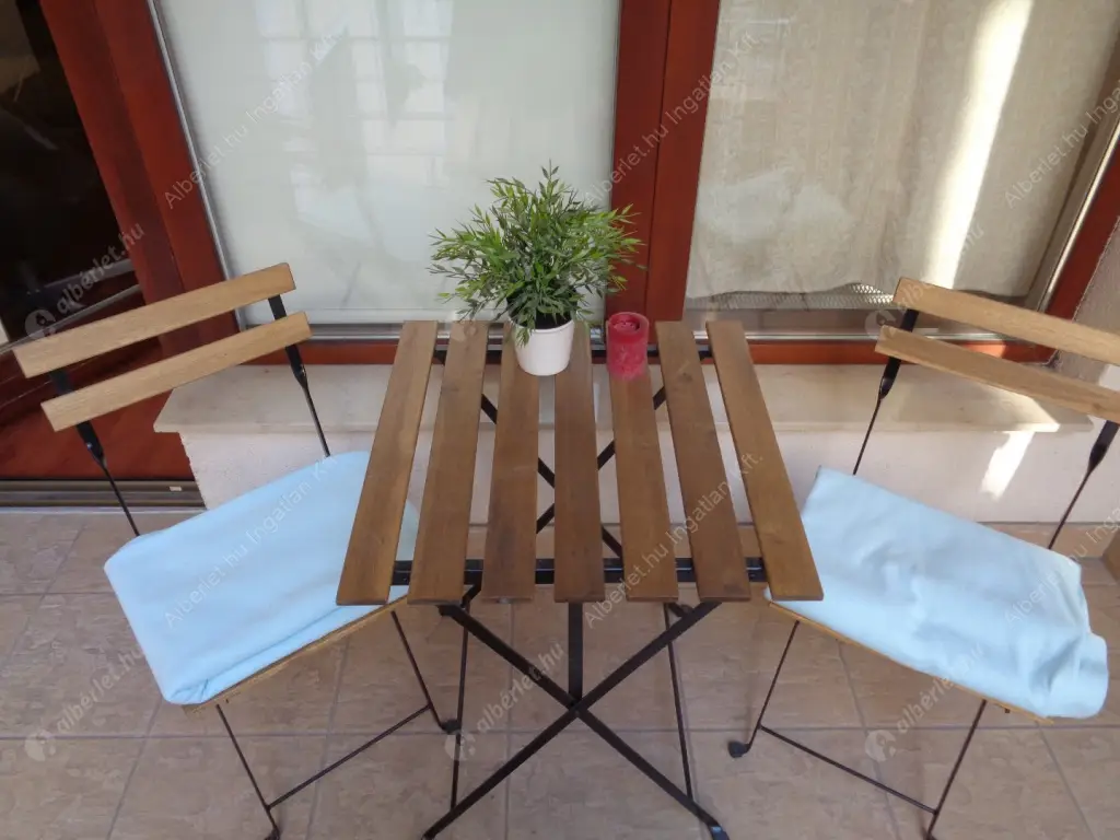 Kiadó albérlet 260000 Ft/hó áron: Budapest, VI. kerület  Ó utca. Mérete: 48 nm, 2 szobás | Alberlet.hu - 6604390