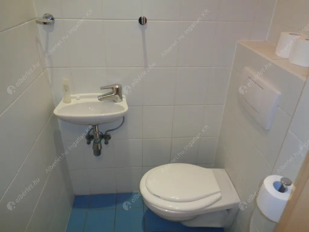 Kiadó albérlet 260000 Ft/hó áron: Budapest, VI. kerület  Ó utca. Mérete: 48 nm, 2 szobás | Alberlet.hu - 6604403