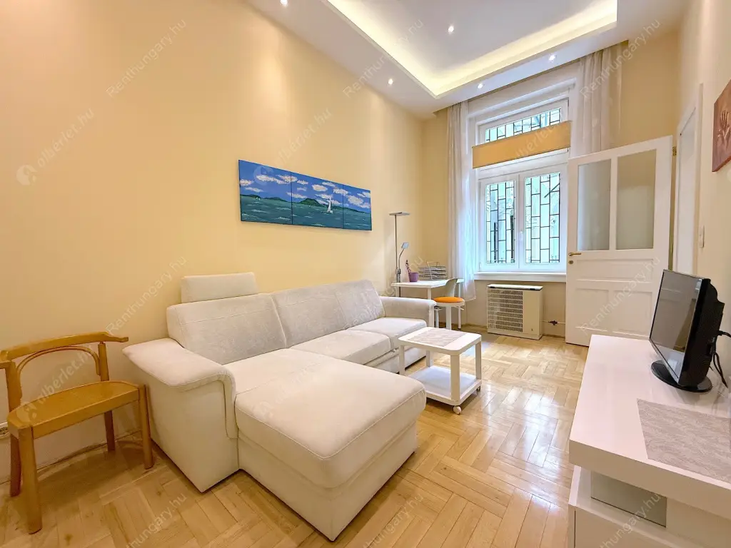 Kiadó albérlet 250000 Ft/hó áron: Budapest, VI. kerület  Ó utca. Mérete: 50 nm, 2 szobás | Alberlet.hu - 6480100