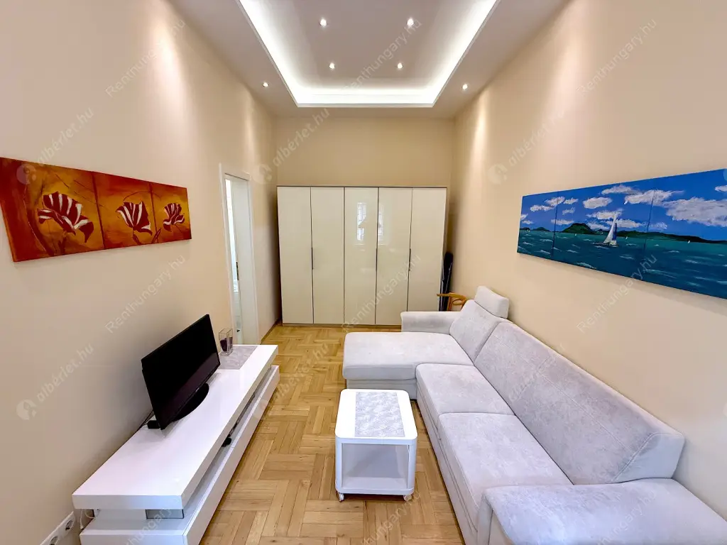 Kiadó albérlet 250000 Ft/hó áron: Budapest, VI. kerület  Ó utca. Mérete: 50 nm, 2 szobás | Alberlet.hu - 6480101