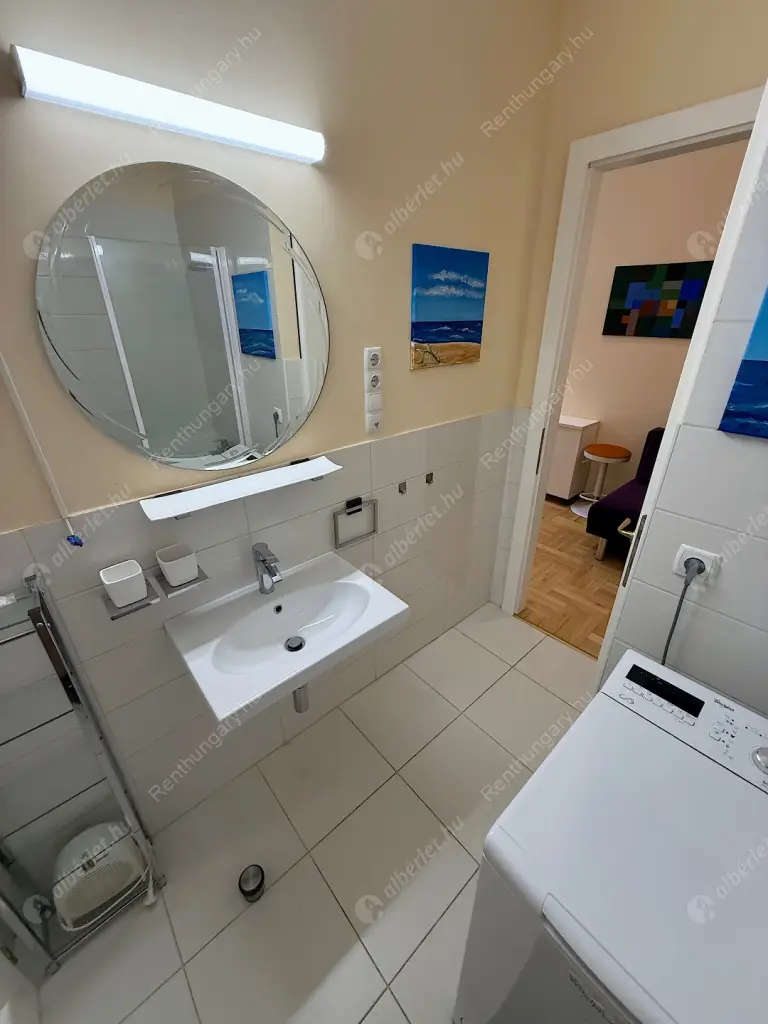 Kiadó albérlet 250000 Ft/hó áron: Budapest, VI. kerület  Ó utca. Mérete: 50 nm, 2 szobás | Alberlet.hu - 6480123