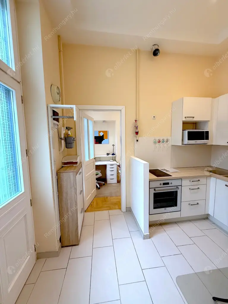 Kiadó albérlet 250000 Ft/hó áron: Budapest, VI. kerület  Ó utca. Mérete: 50 nm, 2 szobás | Alberlet.hu - 6480126