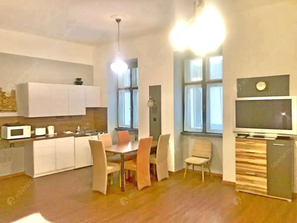 Kiadó albérlet 280000 Ft/hó áron: Budapest, VI. kerület  Ó utca. Mérete: 50 nm, 2 szobás | Alberlet.hu - 6627949