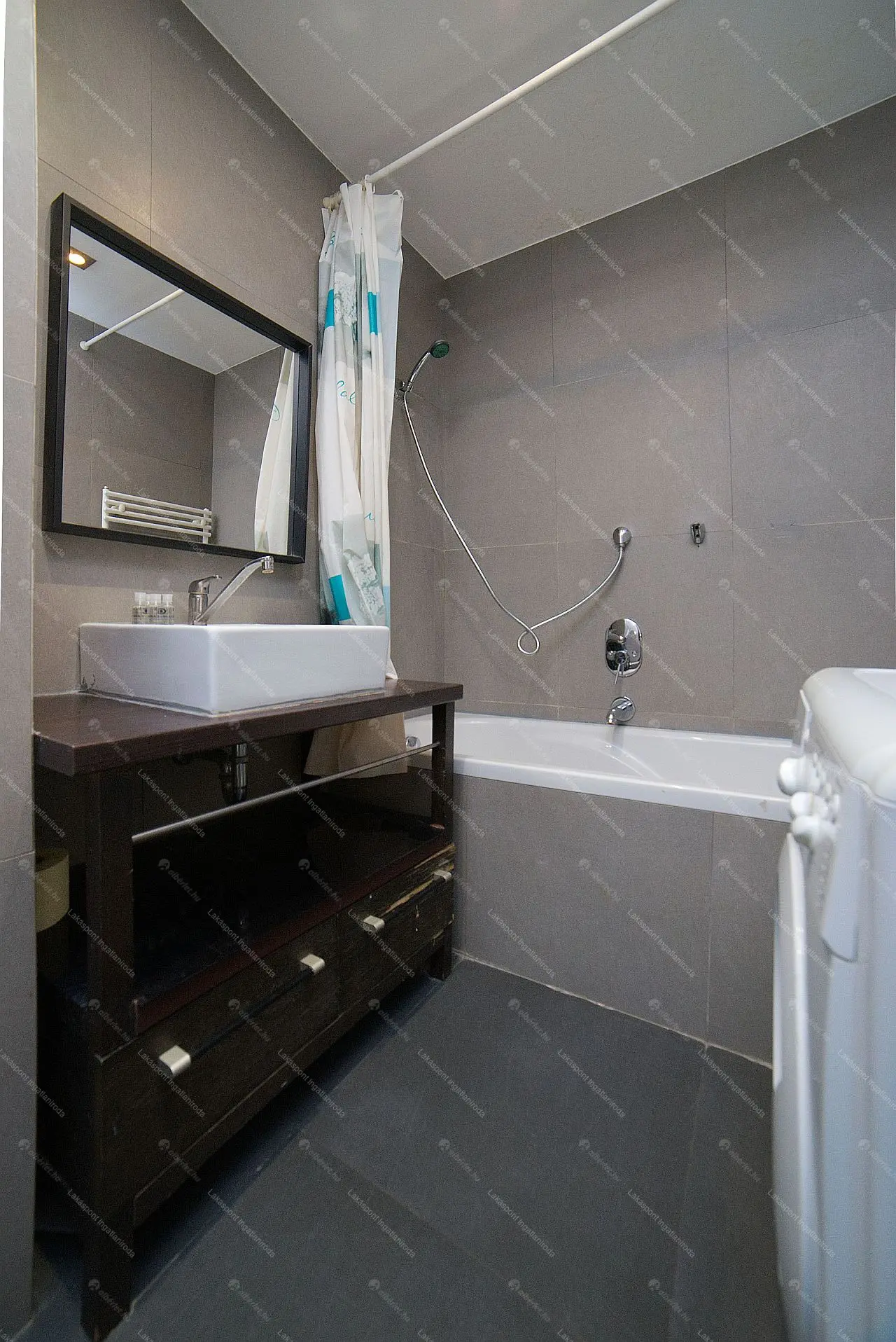 Kiadó albérlet 328000 Ft/hó áron: Budapest, VI. kerület  Ó utca. Mérete: 54 nm, 2 szobás | Alberlet.hu - 6690652