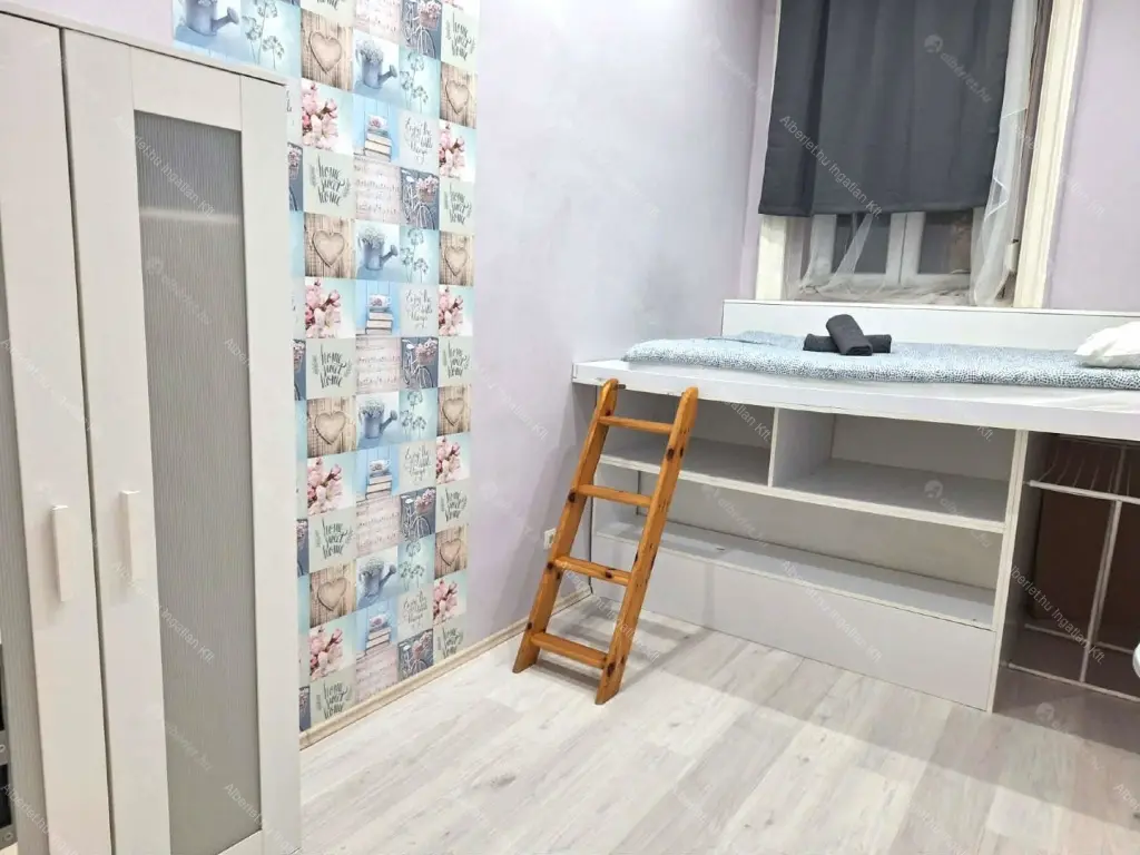 Kiadó albérlet 320000 Ft/hó áron: Budapest, VI. kerület  Ó utca. Mérete: 62 nm, 3 szobás | Alberlet.hu - 6661935