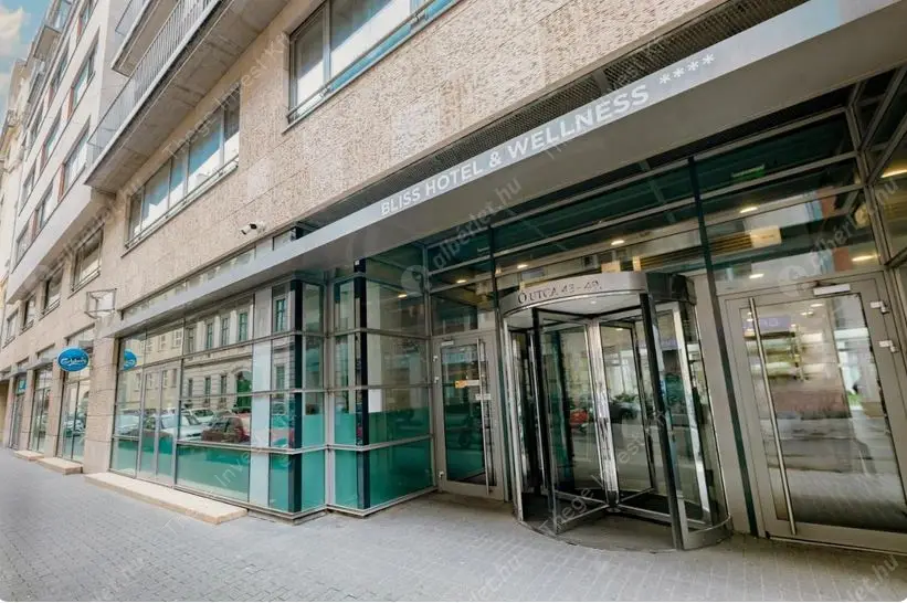 Kiadó albérlet 400000 Ft/hó áron: Budapest, VI. kerület  Ó utca. Mérete: 65 nm, 2 szobás | Alberlet.hu - 6498236