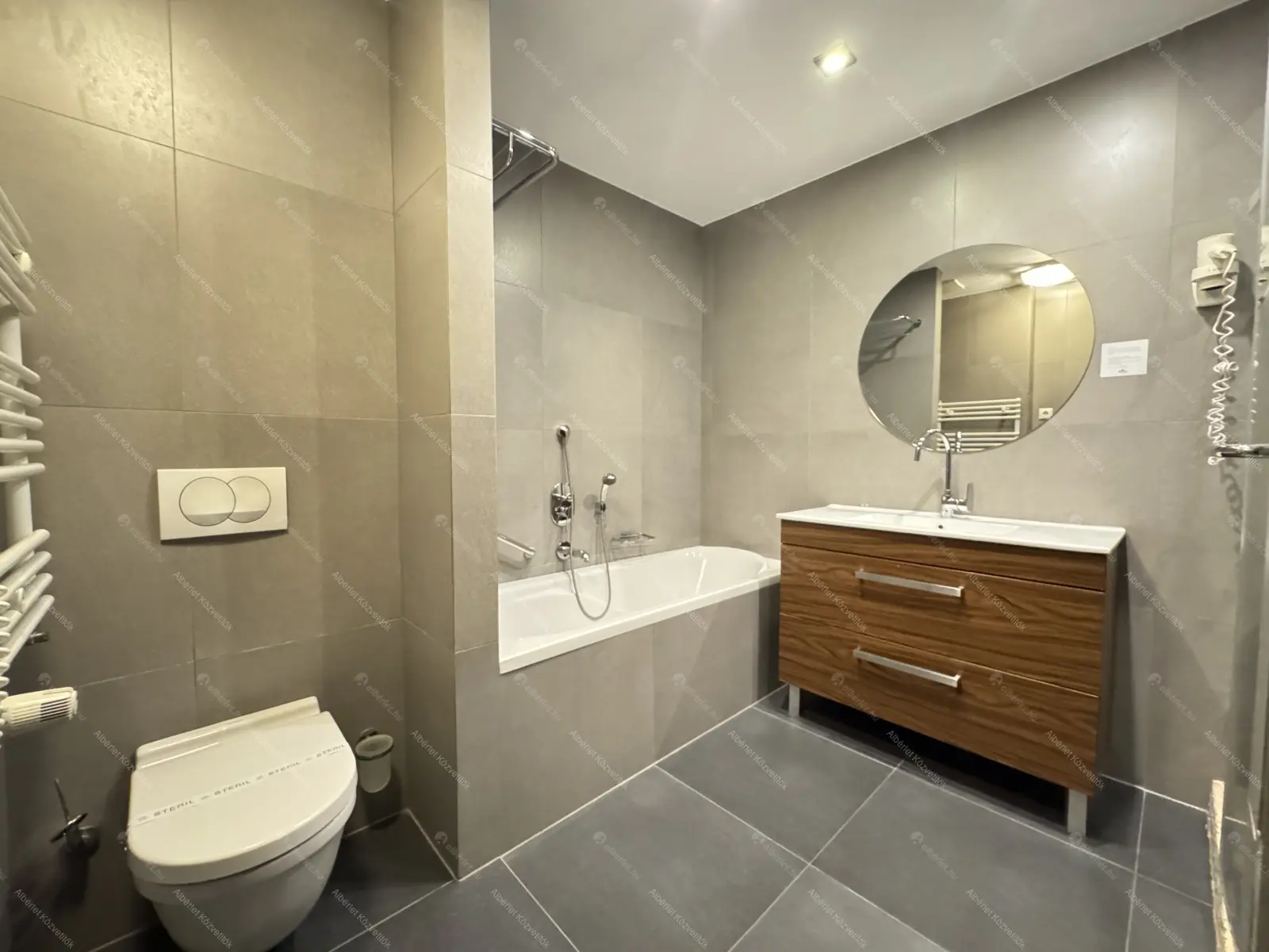 Kiadó albérlet 325000 Ft/hó áron: Budapest, VI. kerület  Ó utca. Mérete: 66 nm, 2 szobás | Alberlet.hu - 6703493