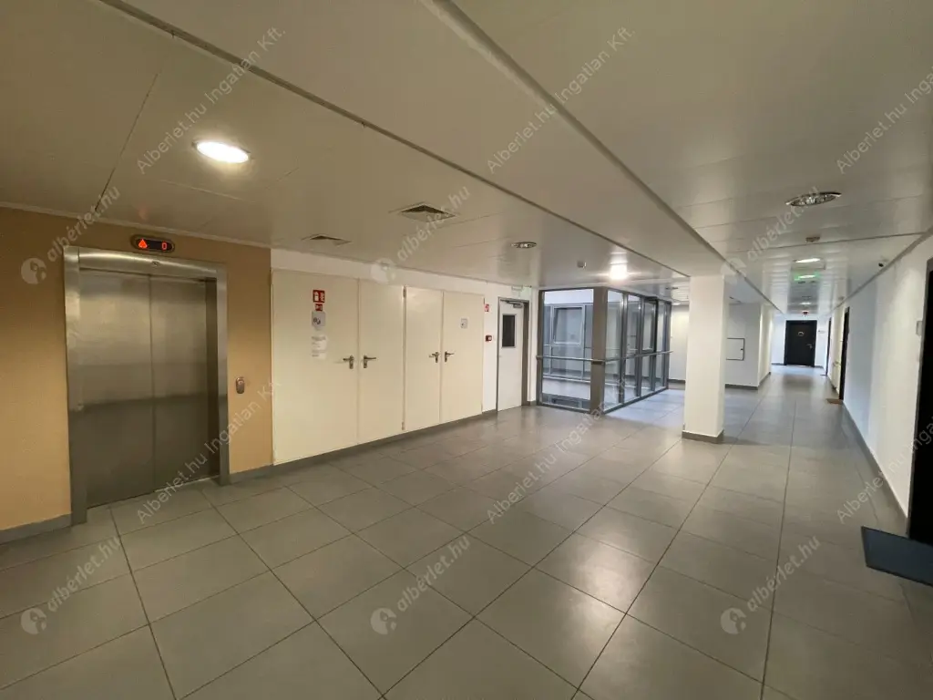 Kiadó albérlet 450000 Ft/hó áron: Budapest, VI. kerület  Ó utca. Mérete: 67 nm, 2 szobás | Alberlet.hu - 6516557