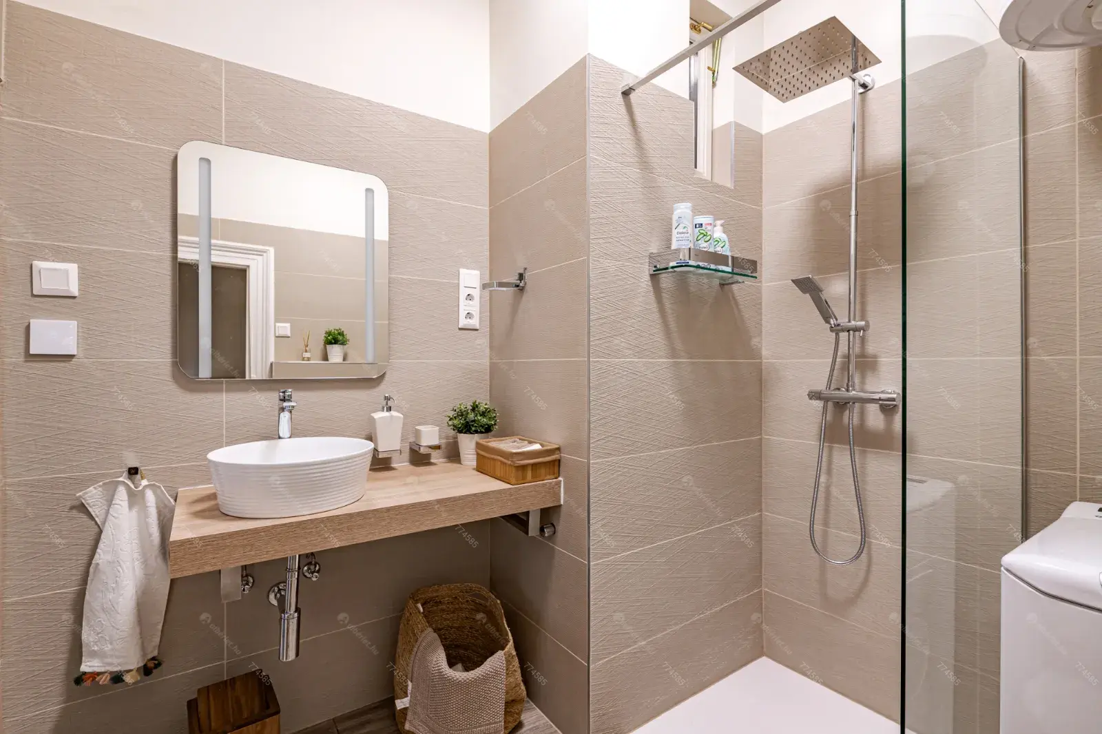 Kiadó albérlet 455000 Ft/hó áron: Budapest, VI. kerület  Ó utca. Mérete: 81 nm, 3 szobás | Alberlet.hu - 6653332