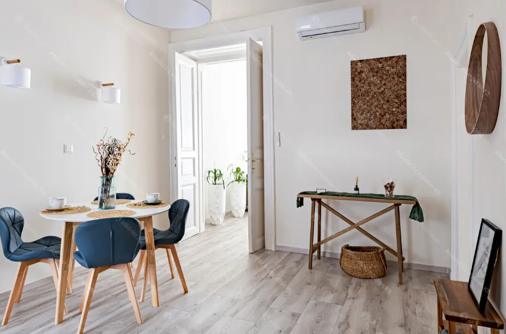 Kiadó albérlet 455000 Ft/hó áron: Budapest, VI. kerület  Ó utca. Mérete: 81 nm, 3 szobás | Alberlet.hu - 6657665