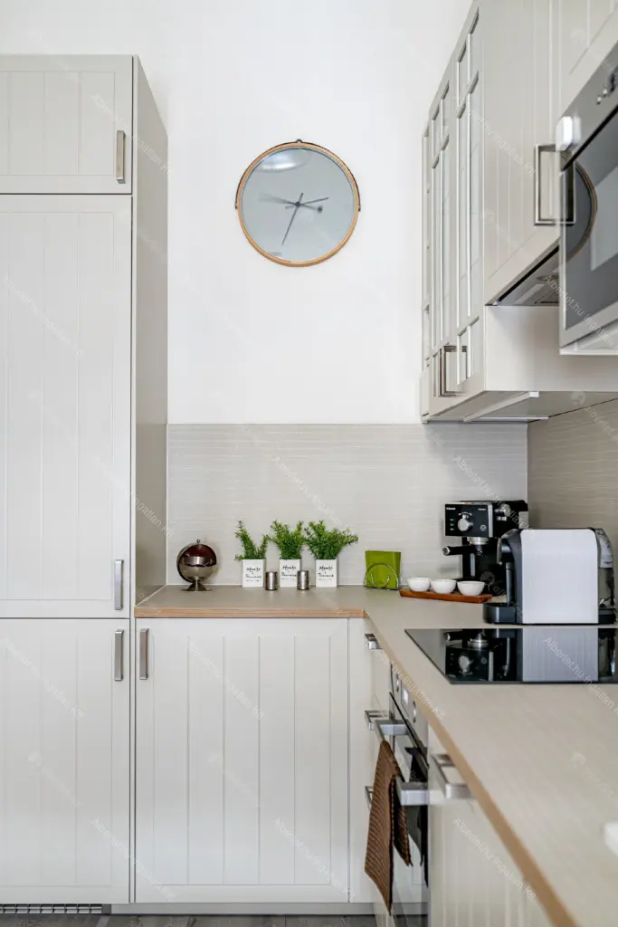 Kiadó albérlet 455000 Ft/hó áron: Budapest, VI. kerület  Ó utca. Mérete: 81 nm, 3 szobás | Alberlet.hu - 6658316