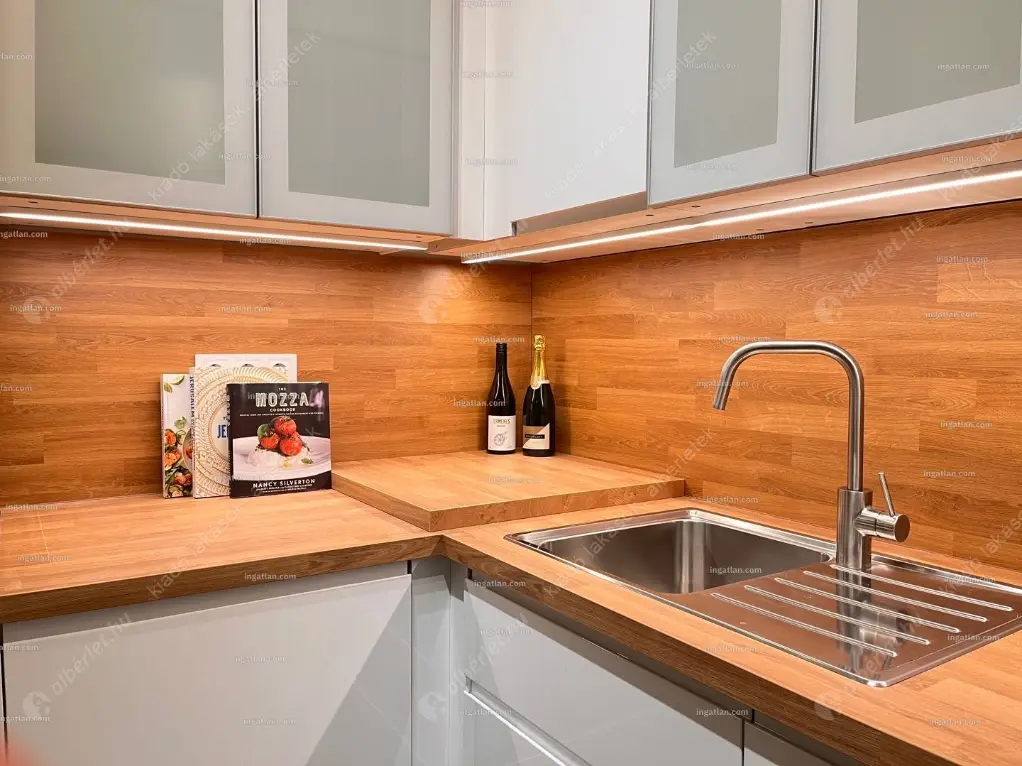 Kiadó albérlet 600000 Ft/hó áron: Budapest, VI. kerület  Ó utca. Mérete: 98 nm, 3 szobás | Alberlet.hu - 6626246