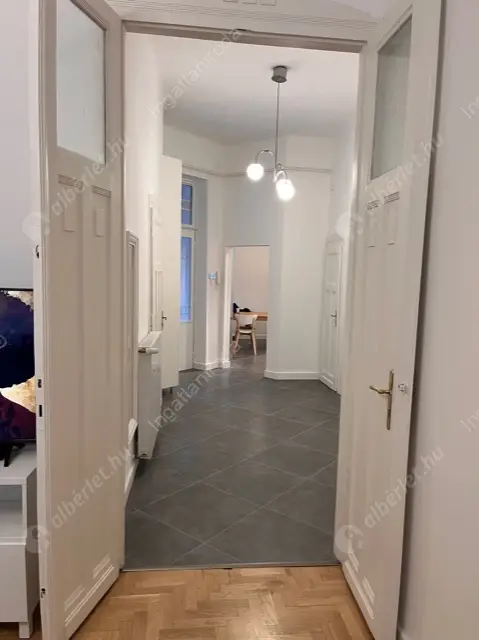 Kiadó albérlet 617000 Ft/hó áron: Budapest, VI. kerület  Ó utca. Mérete: 98 nm, 3 szobás | Alberlet.hu - 6618693