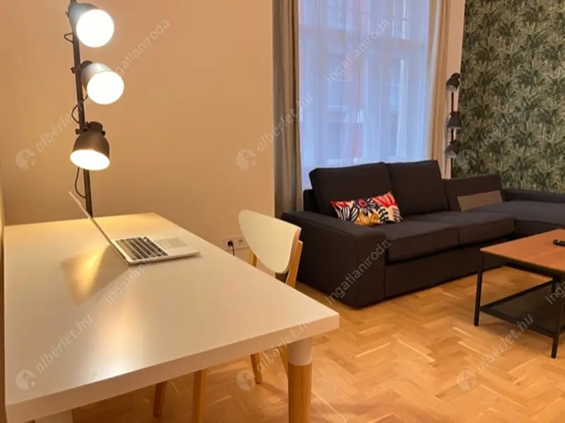 Kiadó albérlet 617000 Ft/hó áron: Budapest, VI. kerület  Ó utca. Mérete: 98 nm, 3 szobás | Alberlet.hu - 6618694