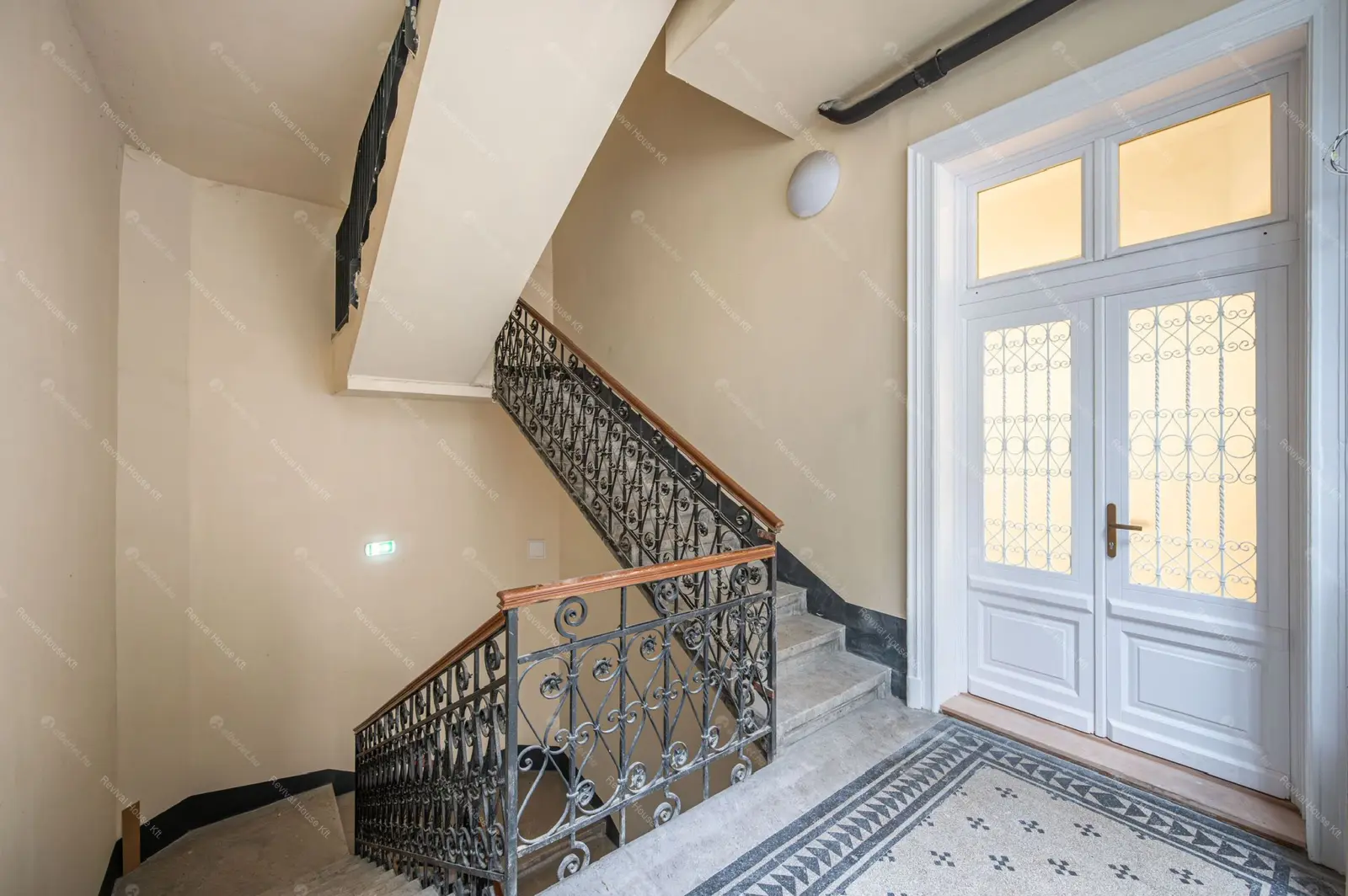 Kiadó albérlet 1168000 Ft/hó áron: Budapest, VI. kerület  Paulay Ede utca. Mérete: 104 nm, 3 szobás | Alberlet.hu - 6689649