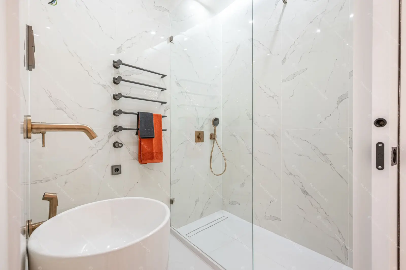 Kiadó albérlet 1168000 Ft/hó áron: Budapest, VI. kerület  Paulay Ede utca. Mérete: 104 nm, 3 szobás | Alberlet.hu - 6689653