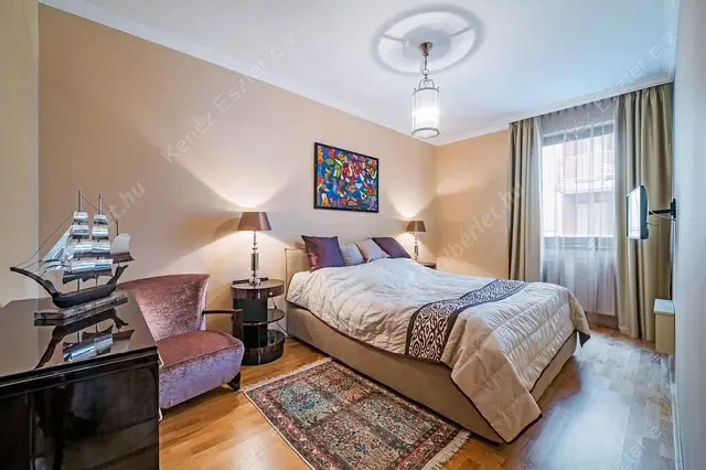 Kiadó albérlet 790000 Ft/hó áron: Budapest, VI. kerület  Paulay Ede utca. Mérete: 133 nm, 4 szobás | Alberlet.hu - 6598277