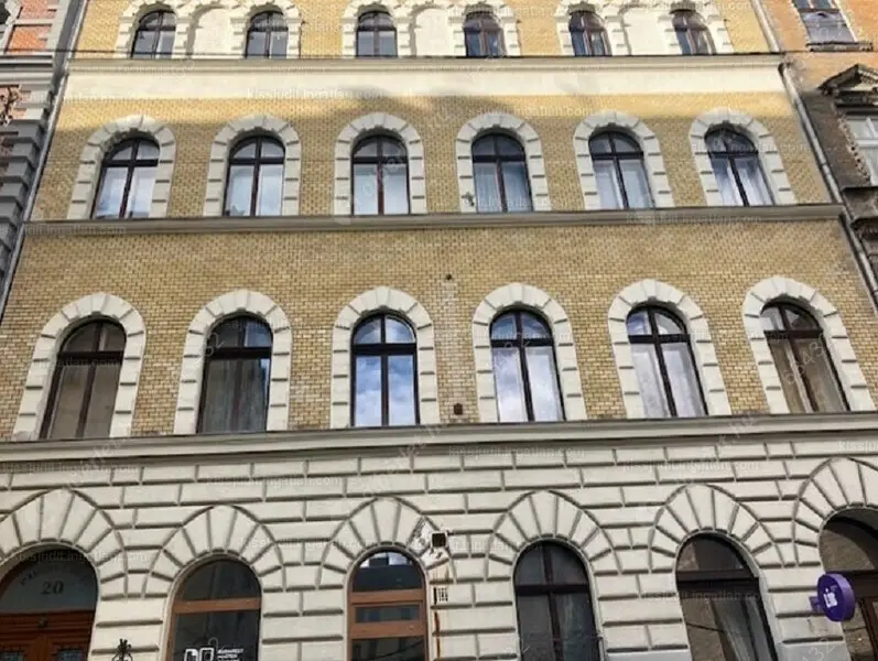 Kiadó albérlet 350000 Ft/hó áron: Budapest, VI. kerület  Paulay Ede utca. Mérete: 38 nm, 1 szobás | Alberlet.hu - 6473859