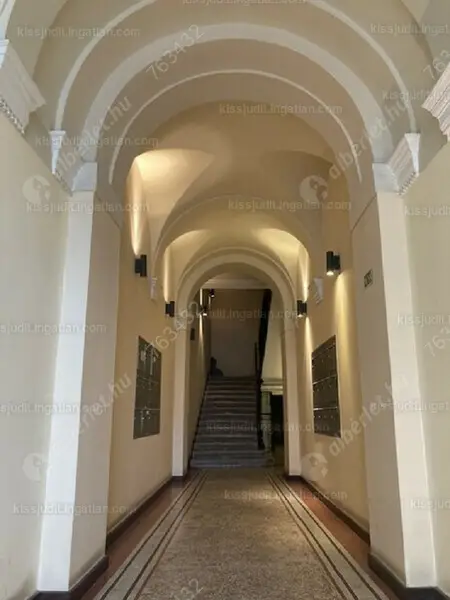 Kiadó albérlet 350000 Ft/hó áron: Budapest, VI. kerület  Paulay Ede utca. Mérete: 38 nm, 1 szobás | Alberlet.hu - 6473861