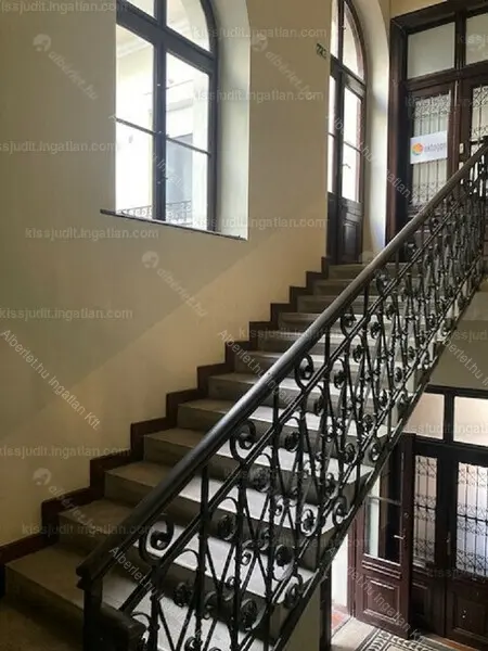 Kiadó albérlet 350000 Ft/hó áron: Budapest, VI. kerület  Paulay Ede utca. Mérete: 38 nm, 1 szobás | Alberlet.hu - 6660619