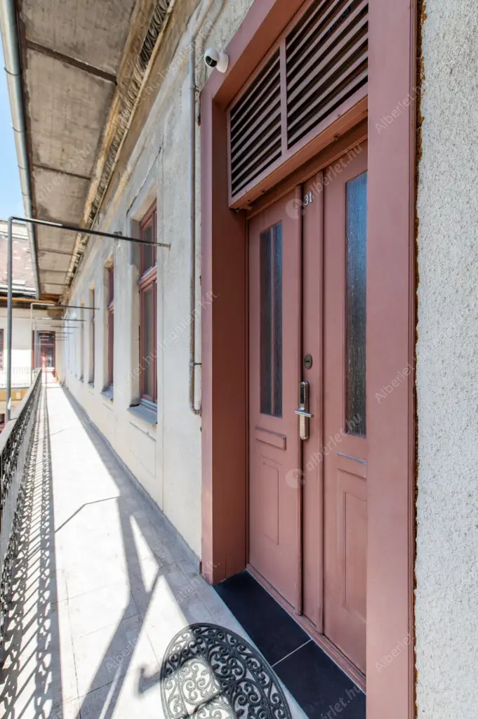 Kiadó albérlet 300000 Ft/hó áron: Budapest, VI. kerület  Paulay Ede utca. Mérete: 39 nm, 2 szobás | Alberlet.hu - 6617527