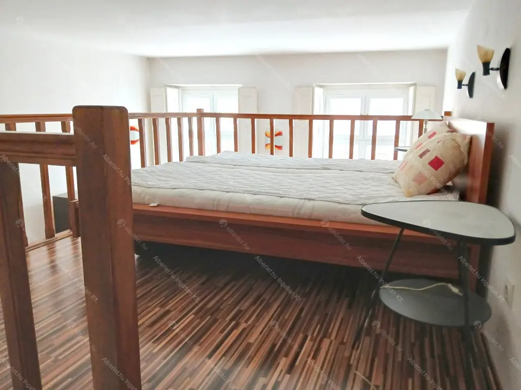 Kiadó albérlet 250000 Ft/hó áron: Budapest, VI. kerület  Paulay Ede utca. Mérete: 49 nm, 1 szobás | Alberlet.hu - 6644355