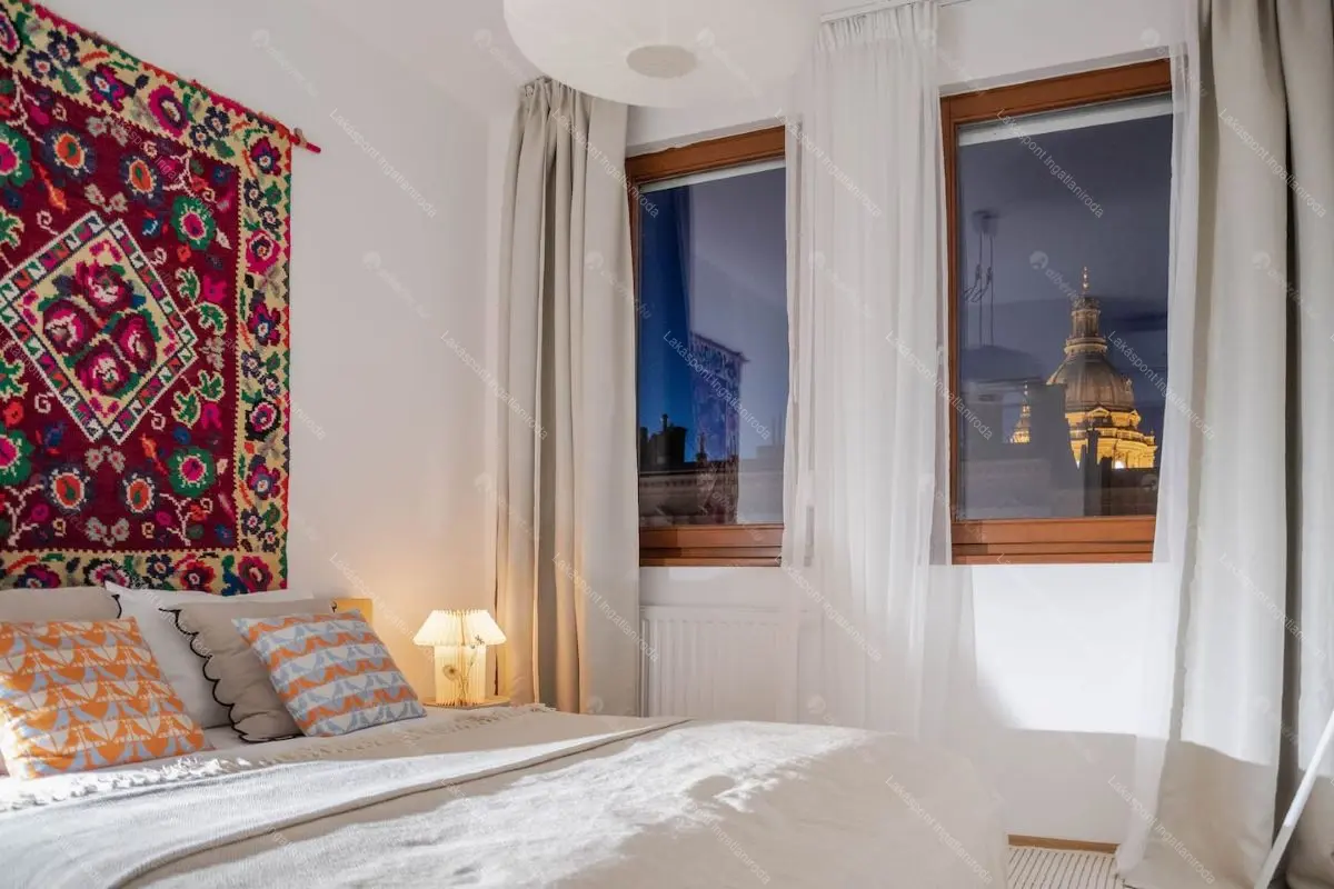 Kiadó albérlet 300000 Ft/hó áron: Budapest, VI. kerület  Paulay Ede utca. Mérete: 50 nm, 2 szobás | Alberlet.hu - 6661643