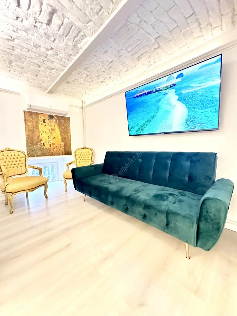 Kiadó albérlet 330000 Ft/hó áron: Budapest, VI. kerület  Paulay Ede utca. Mérete: 52 nm, 1 szobás | Alberlet.hu - 6536880