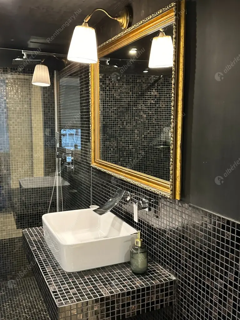 Kiadó albérlet 330000 Ft/hó áron: Budapest, VI. kerület  Paulay Ede utca. Mérete: 52 nm, 1 szobás | Alberlet.hu - 6536891