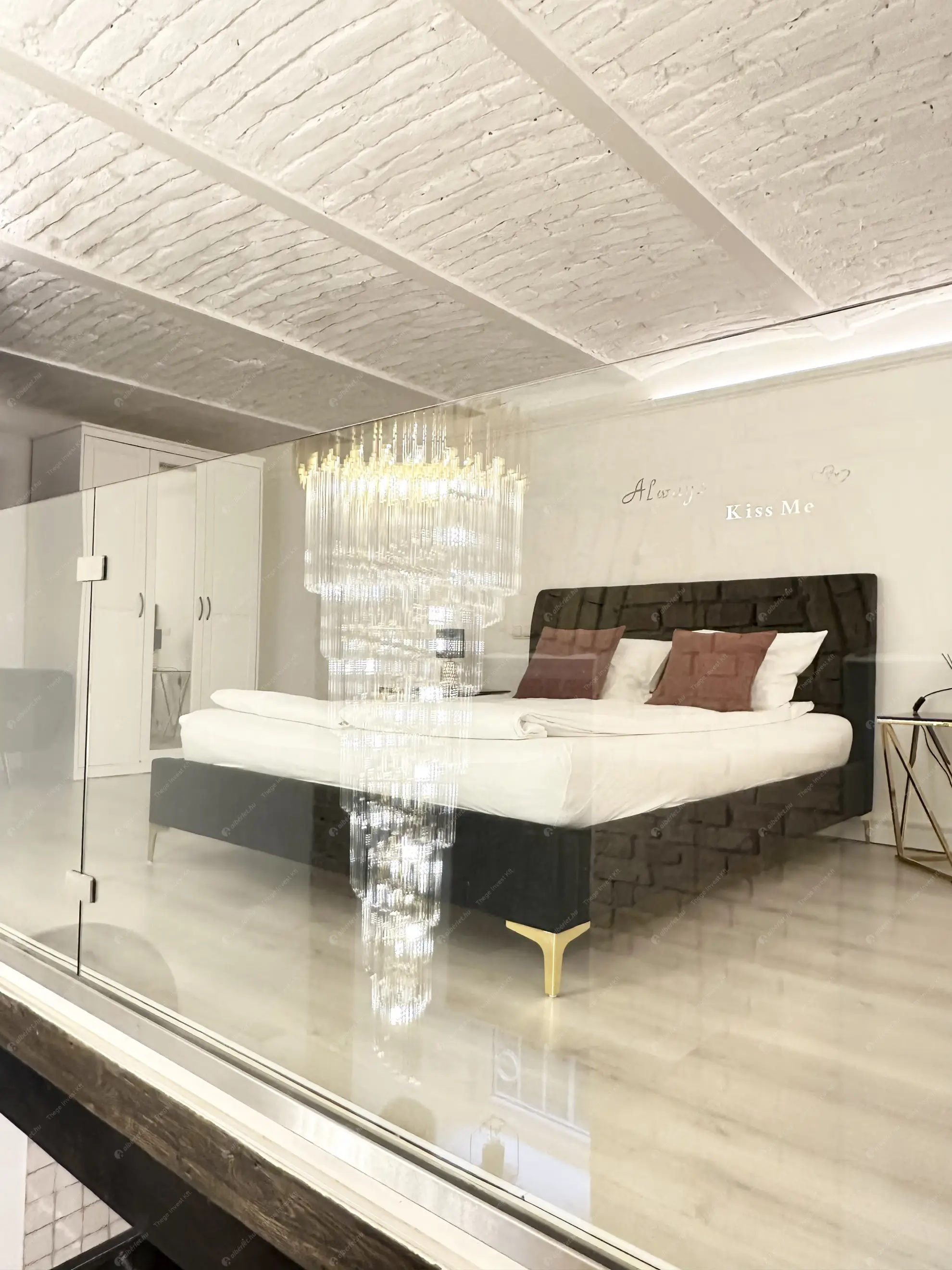 Kiadó albérlet 330000 Ft/hó áron: Budapest, VI. kerület  Paulay Ede utca. Mérete: 52 nm, 2 szobás | Alberlet.hu - 6544581