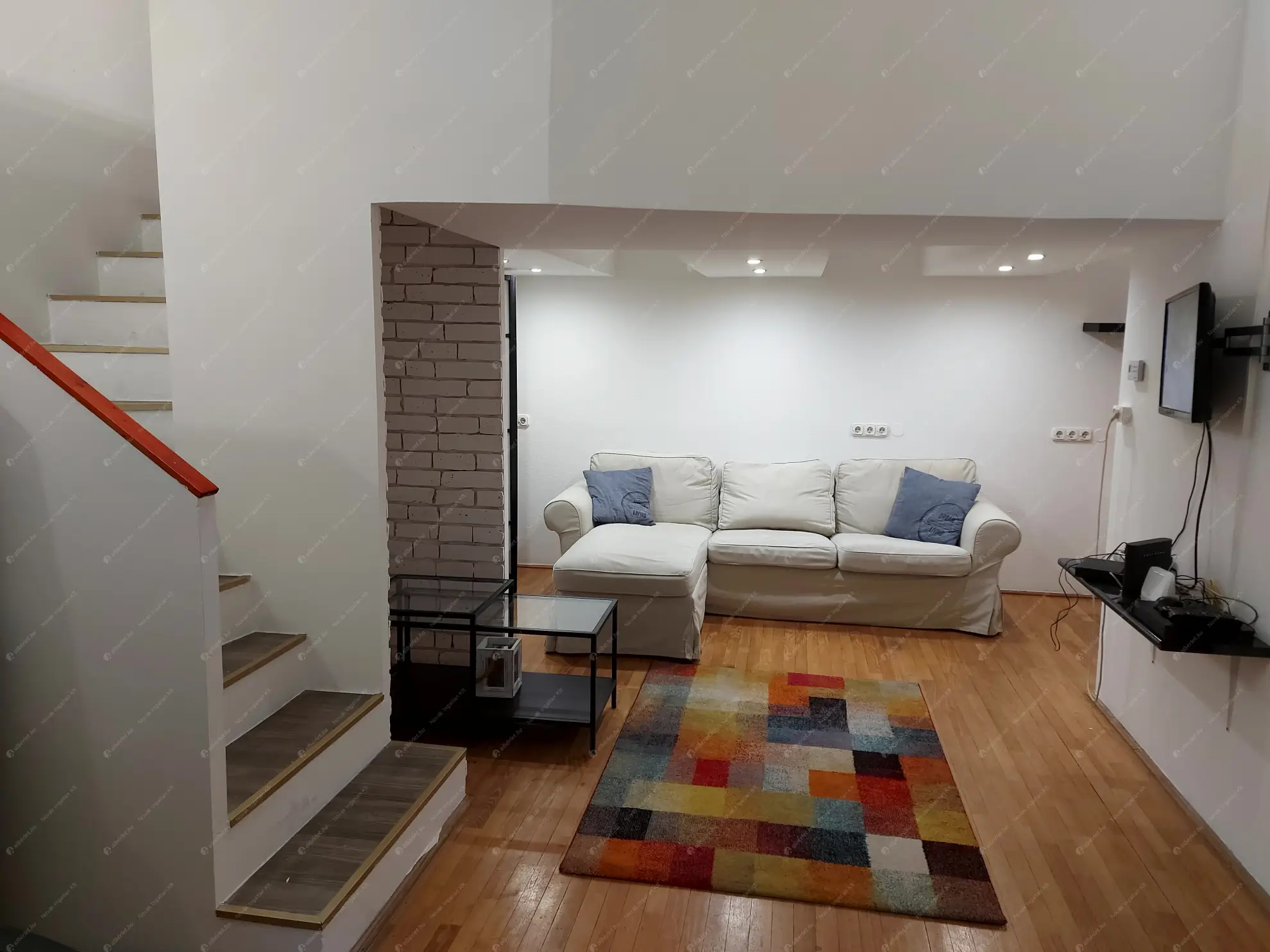 Kiadó albérlet 280000 Ft/hó áron: Budapest, VI. kerület  Paulay Ede utca. Mérete: 52 nm, 2 szobás | Alberlet.hu - 6574025