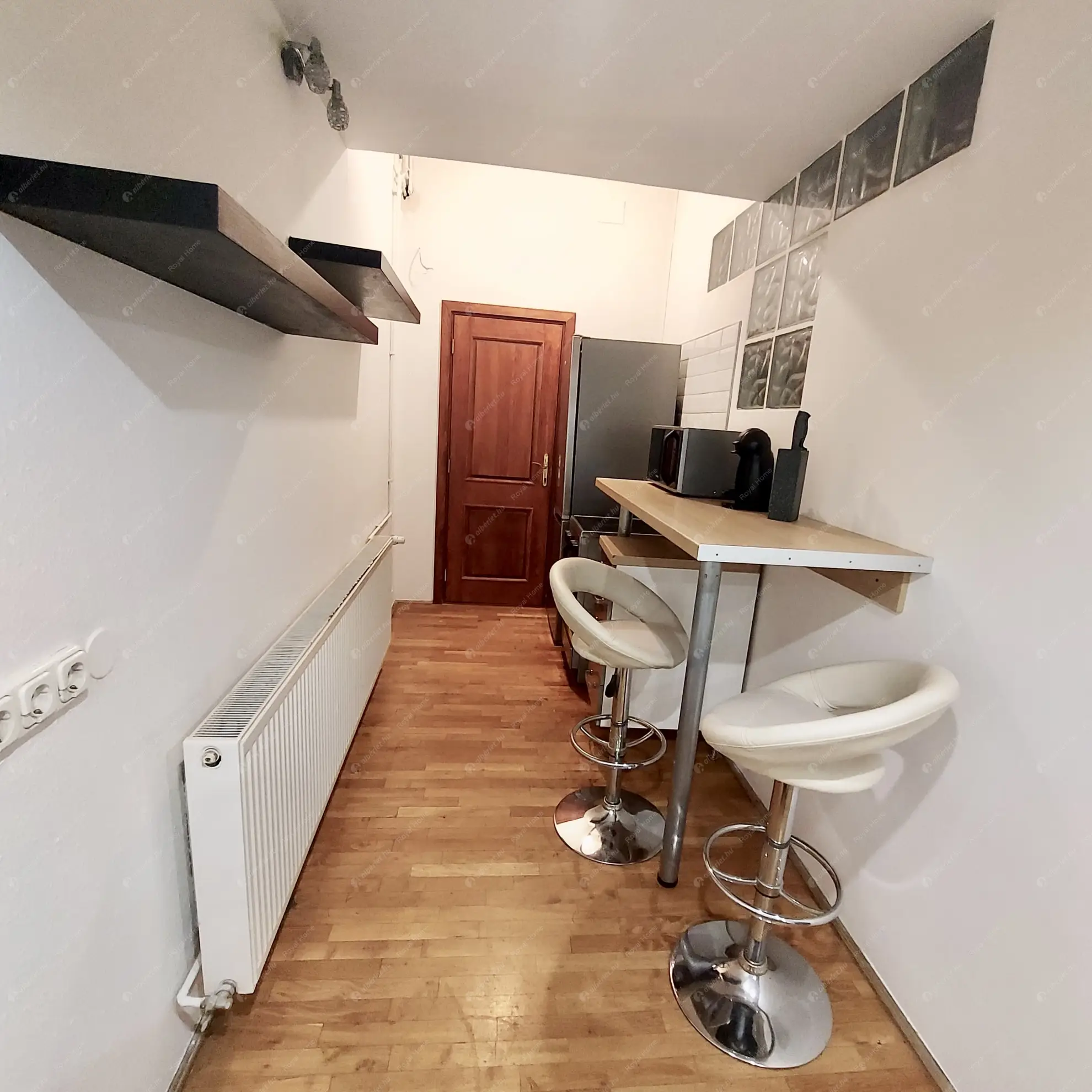 Kiadó albérlet 280000 Ft/hó áron: Budapest, VI. kerület  Paulay Ede utca. Mérete: 52 nm, 2 szobás | Alberlet.hu - 6570088