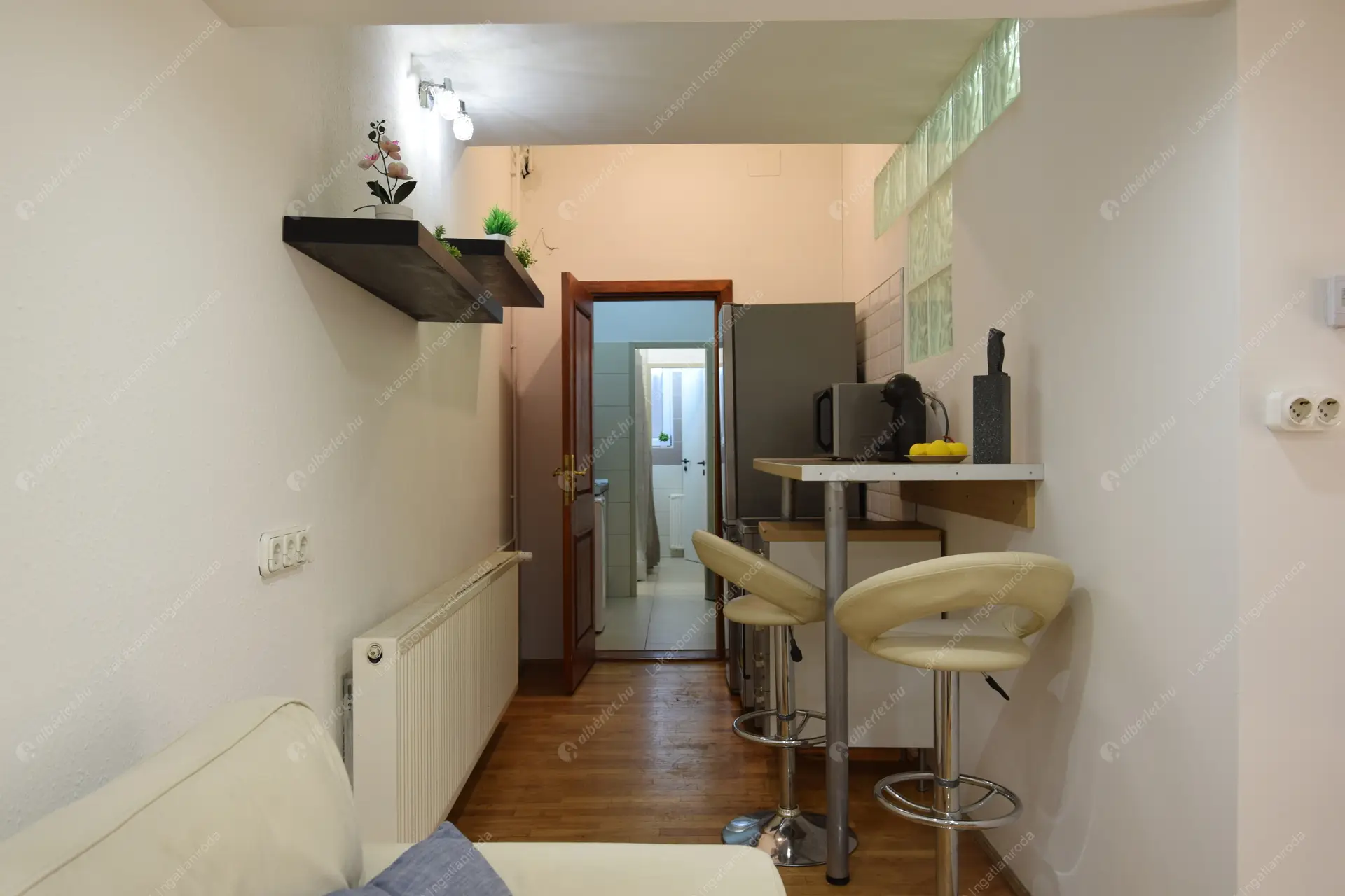 Kiadó albérlet 260000 Ft/hó áron: Budapest, VI. kerület  Paulay Ede utca. Mérete: 54 nm, 3 szobás | Alberlet.hu - 6485217