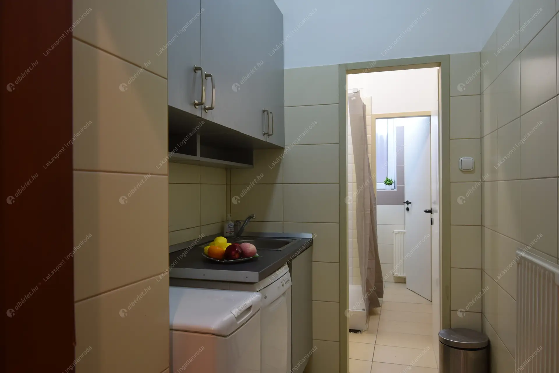 Kiadó albérlet 260000 Ft/hó áron: Budapest, VI. kerület  Paulay Ede utca. Mérete: 54 nm, 3 szobás | Alberlet.hu - 6485221