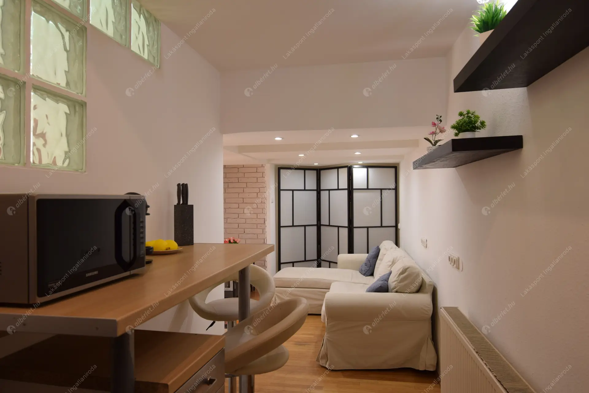 Kiadó albérlet 260000 Ft/hó áron: Budapest, VI. kerület  Paulay Ede utca. Mérete: 54 nm, 3 szobás | Alberlet.hu - 6485226