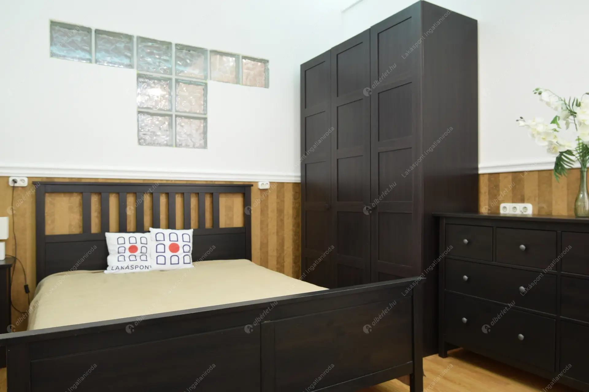 Kiadó albérlet 260000 Ft/hó áron: Budapest, VI. kerület  Paulay Ede utca. Mérete: 54 nm, 3 szobás | Alberlet.hu - 6485229