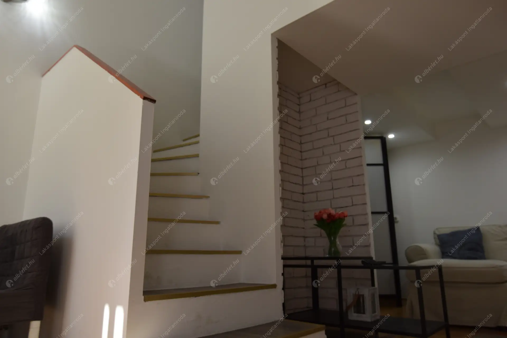 Kiadó albérlet 260000 Ft/hó áron: Budapest, VI. kerület  Paulay Ede utca. Mérete: 54 nm, 3 szobás | Alberlet.hu - 6485231