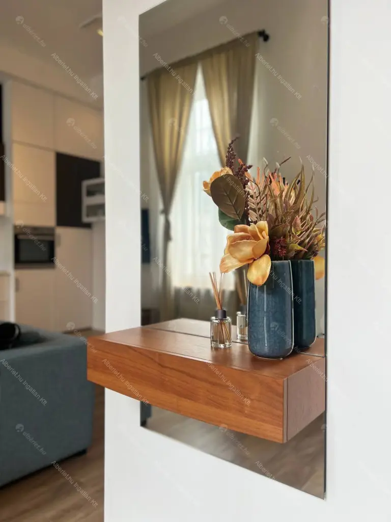 Kiadó albérlet 400000 Ft/hó áron: Budapest, VI. kerület  Paulay Ede utca. Mérete: 62 nm, 3 szobás | Alberlet.hu - 6680268