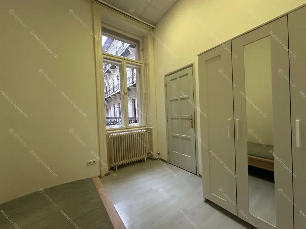 Kiadó albérlet 345000 Ft/hó áron: Budapest, VI. kerület  Paulay Ede utca. Mérete: 70 nm, 3 szobás | Alberlet.hu - 6709272