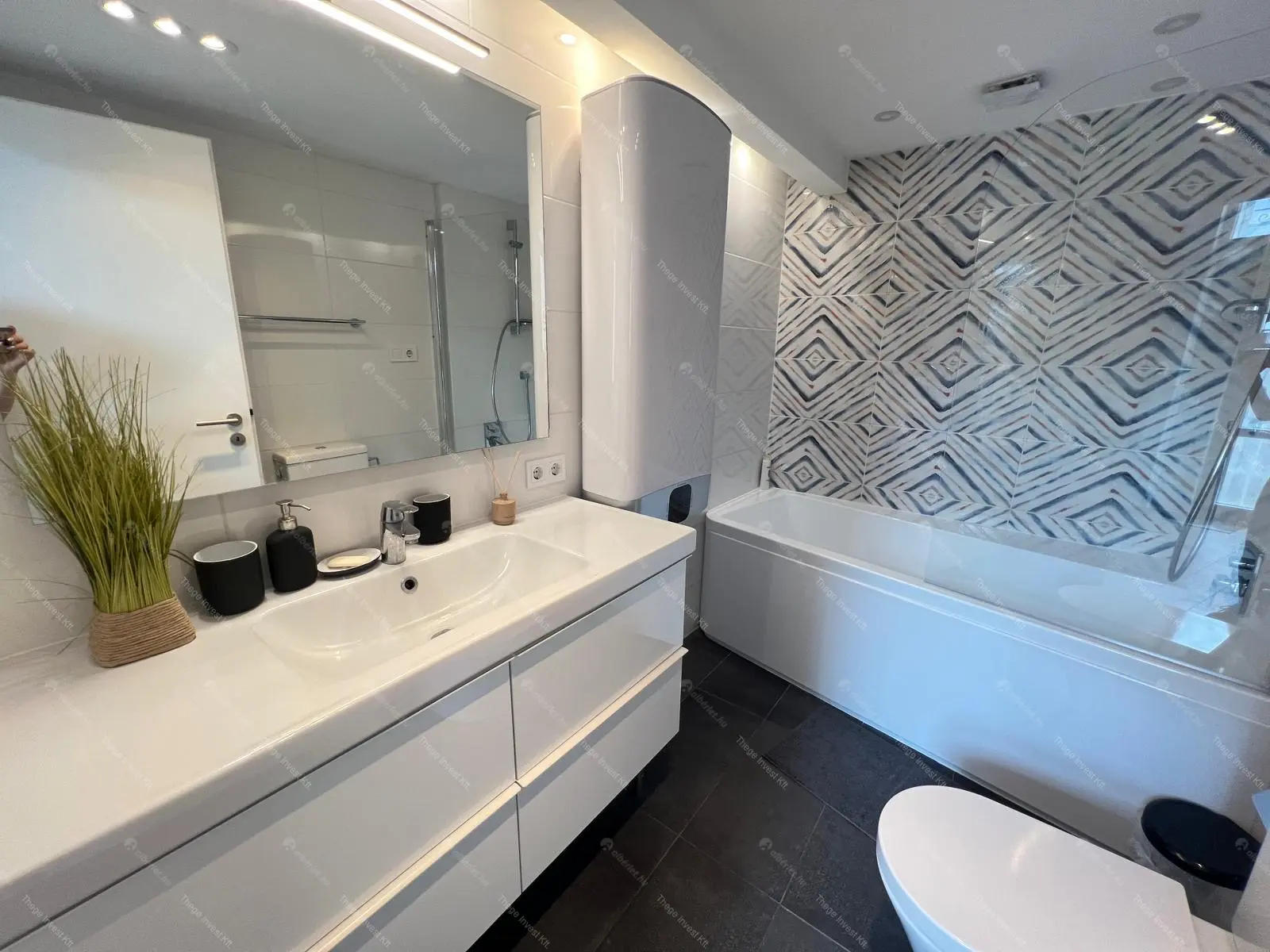 Kiadó albérlet 450000 Ft/hó áron: Budapest, VI. kerület  Paulay Ede utca. Mérete: 74 nm, 3 szobás | Alberlet.hu - 6672885